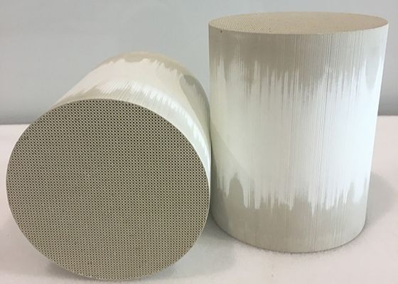 Buy High Catalyst Loading Three Way Catalytic Converter for IX35 Car Model with 300-800°C Temperature Range online manufacture