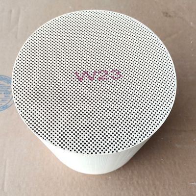 Buy Customized Shape Three Way Catalytic Converter for IX35 Car Model Meets EPA CARB Regulations and Reduces Transmission Noise online manufacture